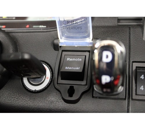 Детский электромобиль Y999YY черный глянец