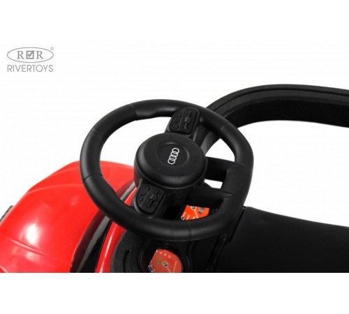 Детский толокар-каталка с козырьком AUDI Z005ZZ-AP красный