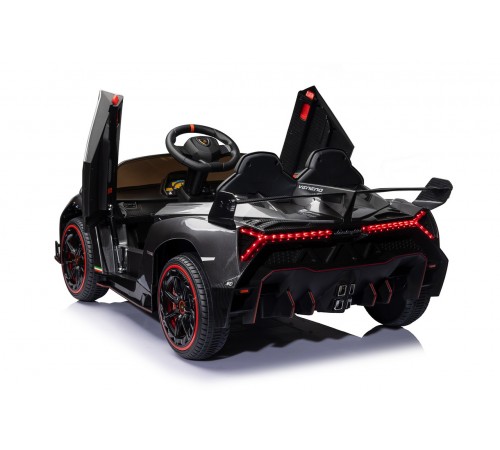 Автомобиль Lamborghini Veneno ХМХ 615В  Серебро краска