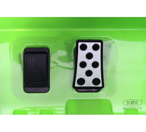 Детский двухместный электромобиль BRABUS MAXI Z888ZZ зеленый