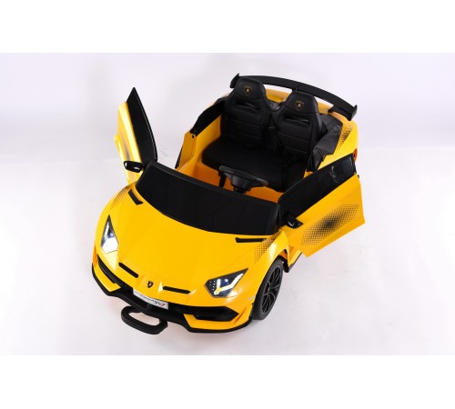 Автомобиль Lamborghini Aventador 019 Желтый