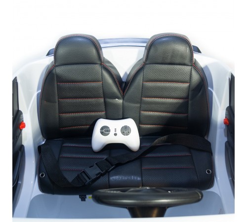 Джип Mercedes Benz GLC 2.0 Белый