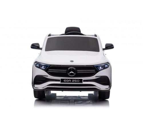 Джип Mercedes Benz EQA Белый