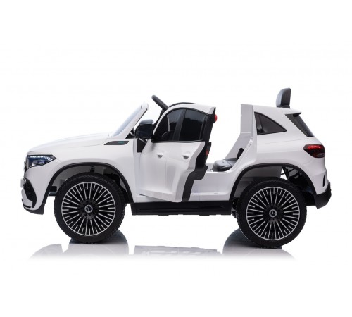 Джип Mercedes Benz EQA Белый
