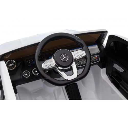 Джип Mercedes Benz EQA Белый