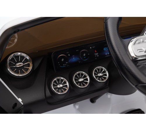 Джип Mercedes Benz EQA Белый