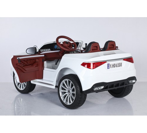 Автомобиль Mercedes Benz Maybach S600 6108 Белый