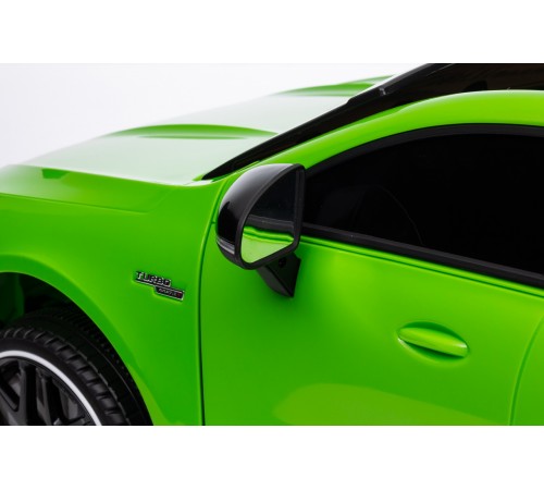 Автомобиль Mercedes Benz CLA45 ХМХ628 Зеленый