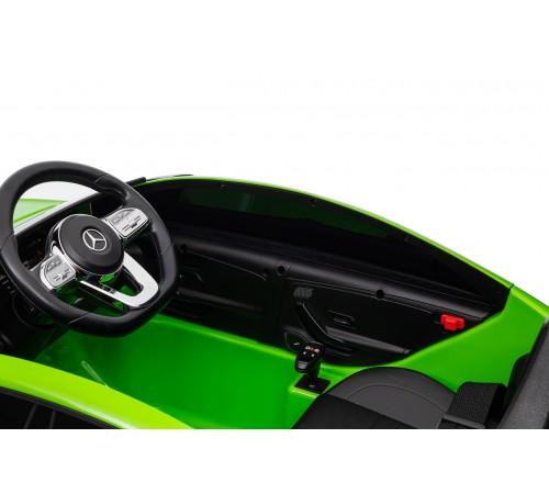 Автомобиль Mercedes Benz CLA45 ХМХ628 Зеленый