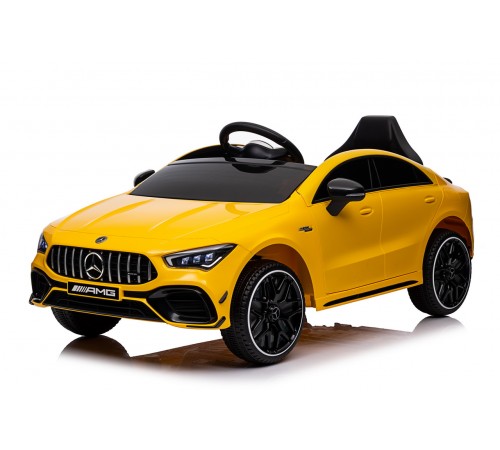 Автомобиль Mercedes Benz CLA45 ХМХ628 Желтый
