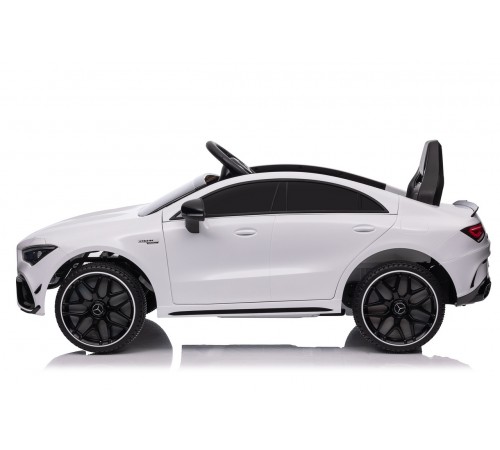 Автомобиль Mercedes Benz CLA45 ХМХ628 Белый