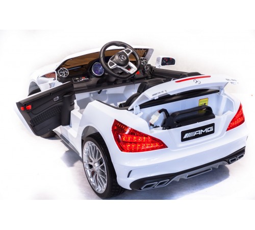 Автомобиль Mercedes Benz SL 65 Белый