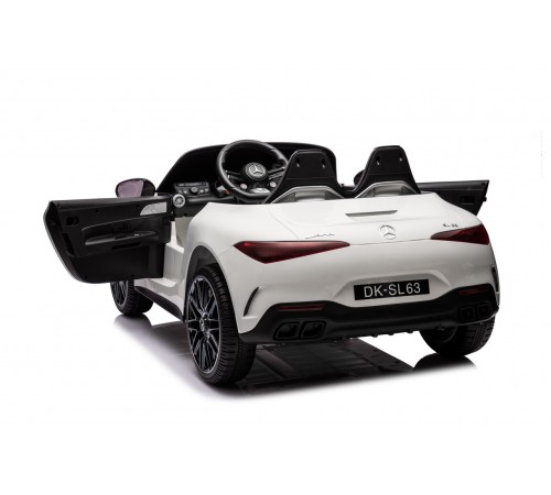 Автомобиль Mercedes Benz DK SL63 Белый