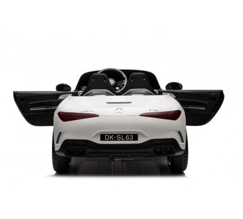 Автомобиль Mercedes Benz DK SL63 Белый