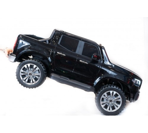 Джип Mercedes Benz X-Class XMX 606 Черный краска