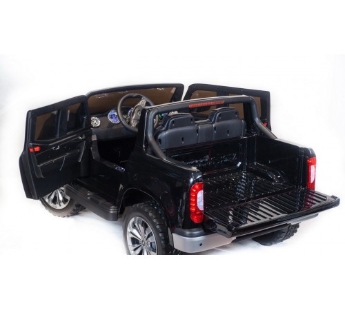 Джип Mercedes Benz X-Class XMX 606 Черный краска