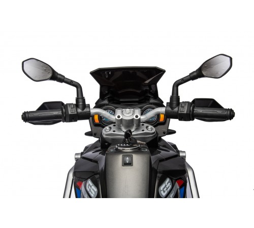 Трицикл YHD3078 Черный