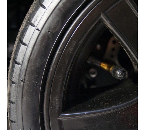 Автомобиль Porsche Cayman YSA021-24V (180 W) Черный краска