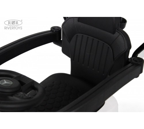 Детский толокар Z005ZZ-M белый