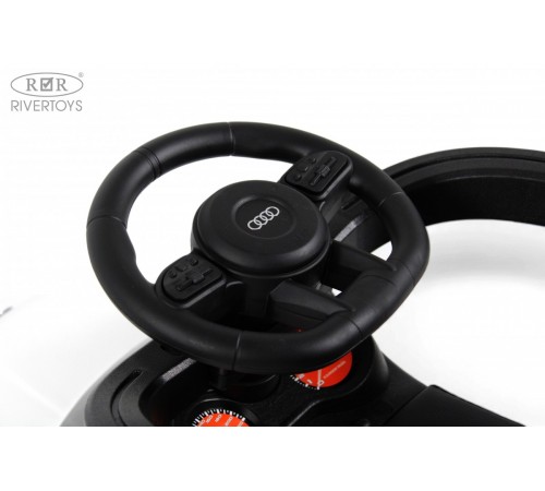 Детский толокар-каталка с козырьком AUDI Z005ZZ-AP белый