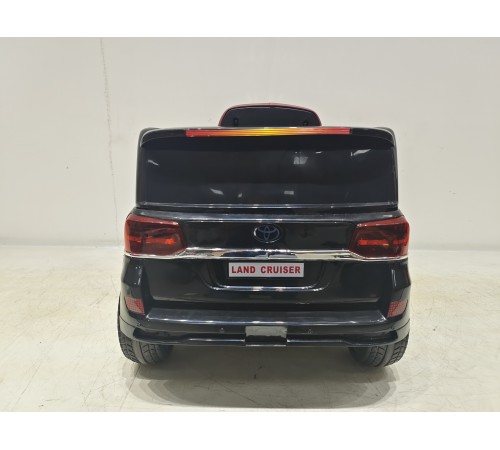 Джип Toyota LC200 2688 Черный