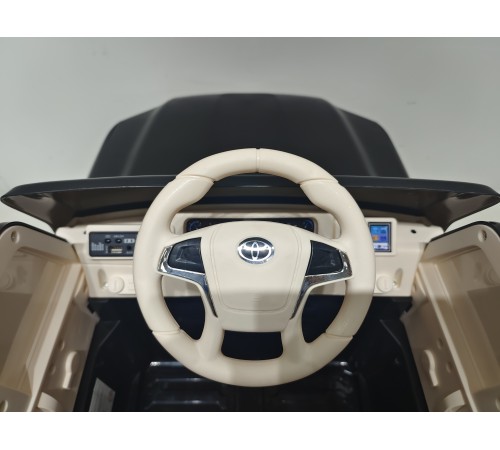 Джип Toyota LC200 2688 Черный