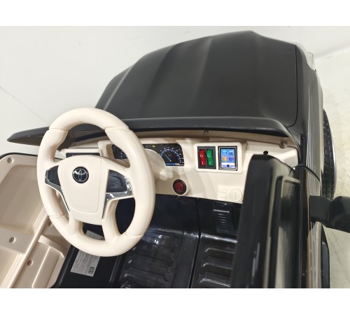 Джип Toyota LC200 2688 Черный