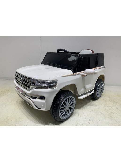 Джип Toyota LC200 2688 Белый