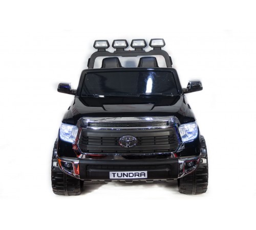 Джип Toyota Tundra 2.0 Черный краска