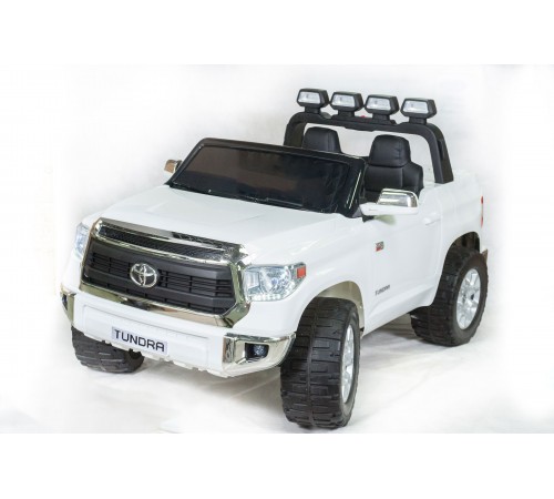 Джип Toyota Tundra 2.0 Белый