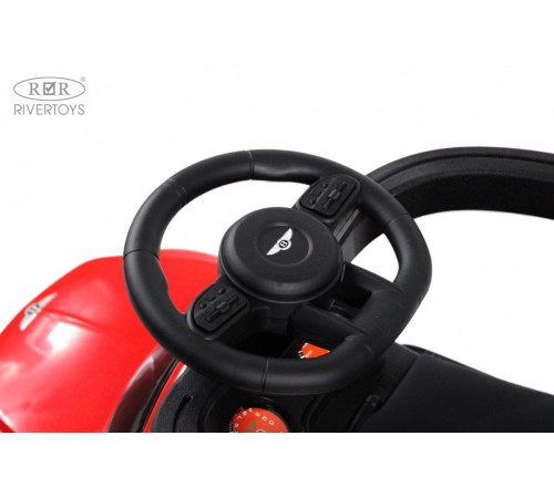 Детский толокар-каталка с козырьком Bentley Z005ZZ-TP красный