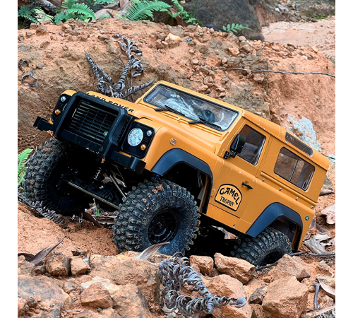 Радиоуправляемый внедорожник Defender D90 4WD 1:10 - MN-999-YELLOW