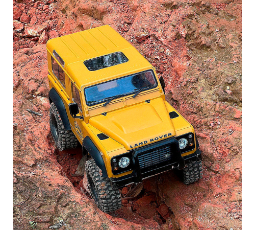 Радиоуправляемый внедорожник Defender D90 4WD 1:10 - MN-999-YELLOW
