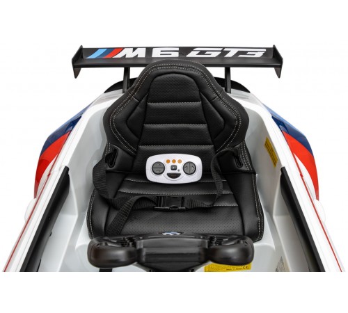 Автомобиль BMW М6 GT3 Белый