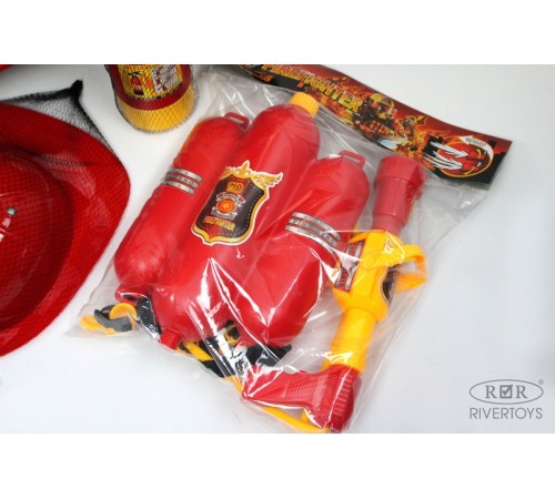 Детский пожарный электромобиль с полным набором амуниции A555AA красный