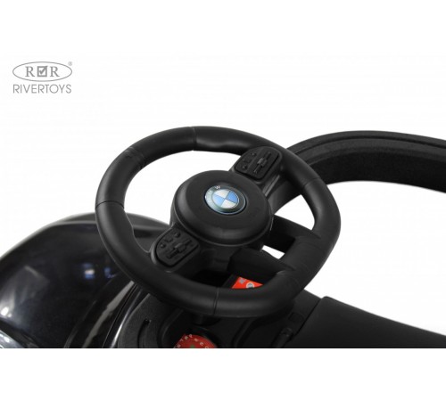 Детский толокар-каталка с козырьком BMW Z005ZZ-BP черный