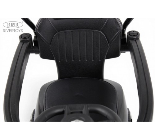 Детский толокар-каталка с козырьком Bentley Z005ZZ-TP черный