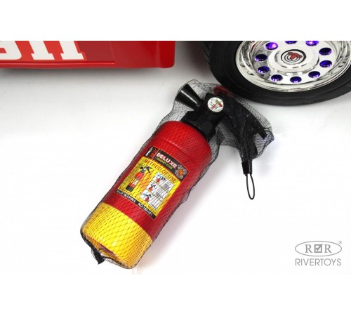 Детский пожарный электромобиль с полным набором амуниции A555AA красный