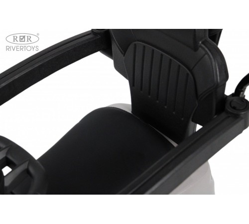 Детский толокар-каталка с козырьком AUDI Z005ZZ-AP серый