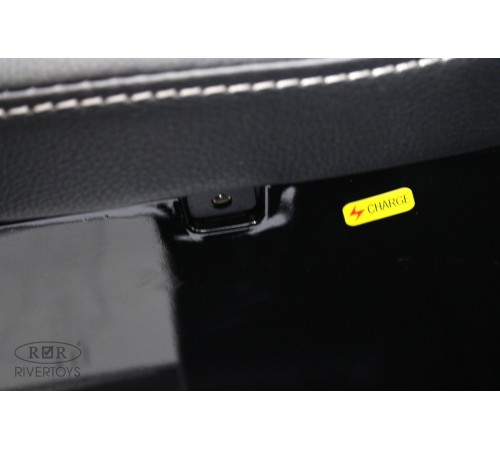 Детский электромобиль Y999YY черный глянец