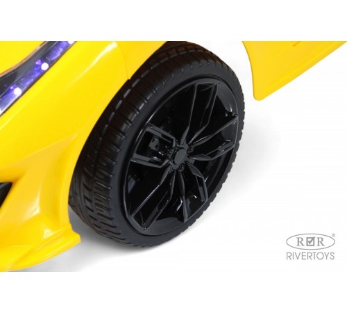 Детский электромобиль Ferrari  X009XX желтый