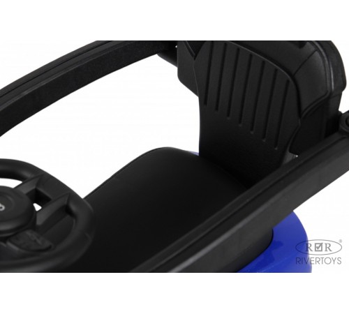 Детский толокар-каталка с козырьком AUDI Z005ZZ-AP синий