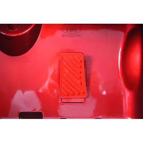 Детский электромобиль K555AM красный глянец