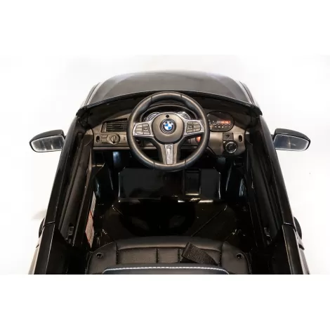Автомобиль BMW 6 GT Черный
